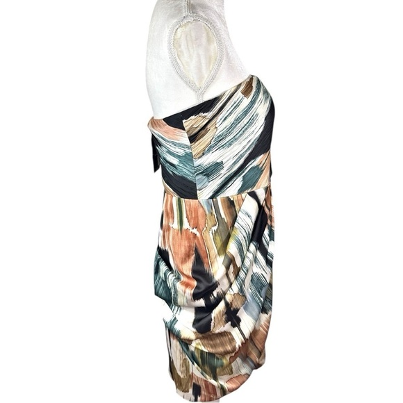NWT Ann Taylor- Abstract Print Strapless Dress w/ Built In Bra - Size 6 - Picture 4 of 10
